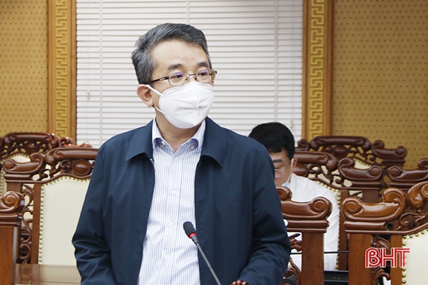Bí thư Tỉnh ủy: Chủ động, quyết liệt hơn nữa trong phòng chống dịch, đặt sức khỏe người dân lên hàng đầu