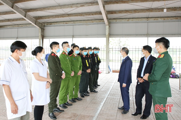 Ngành y tế Hà Tĩnh nhớ lời Bác dạy: “Lương y phải như từ mẫu”