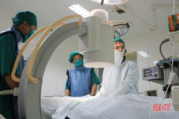 Ngành y tế Hà Tĩnh nhớ lời Bác dạy: “Lương y phải như từ mẫu”