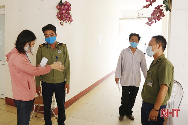 Dừng việc thăm hỏi người bệnh đang điều trị nội trú tại các bệnh viện Hà Tĩnh