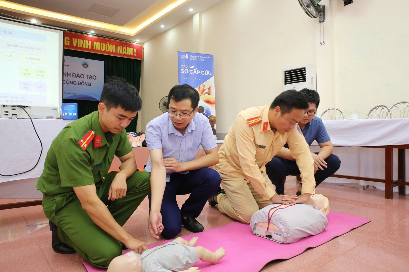 Hướng dẫn một số kỹ năng sơ cấp cấp cứu cộng đồng bqbht_br_anh-4.jpg